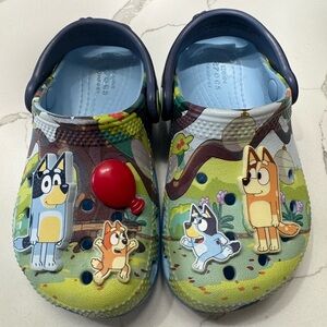 GUC kids Bluey Crocs size 8 - little kid